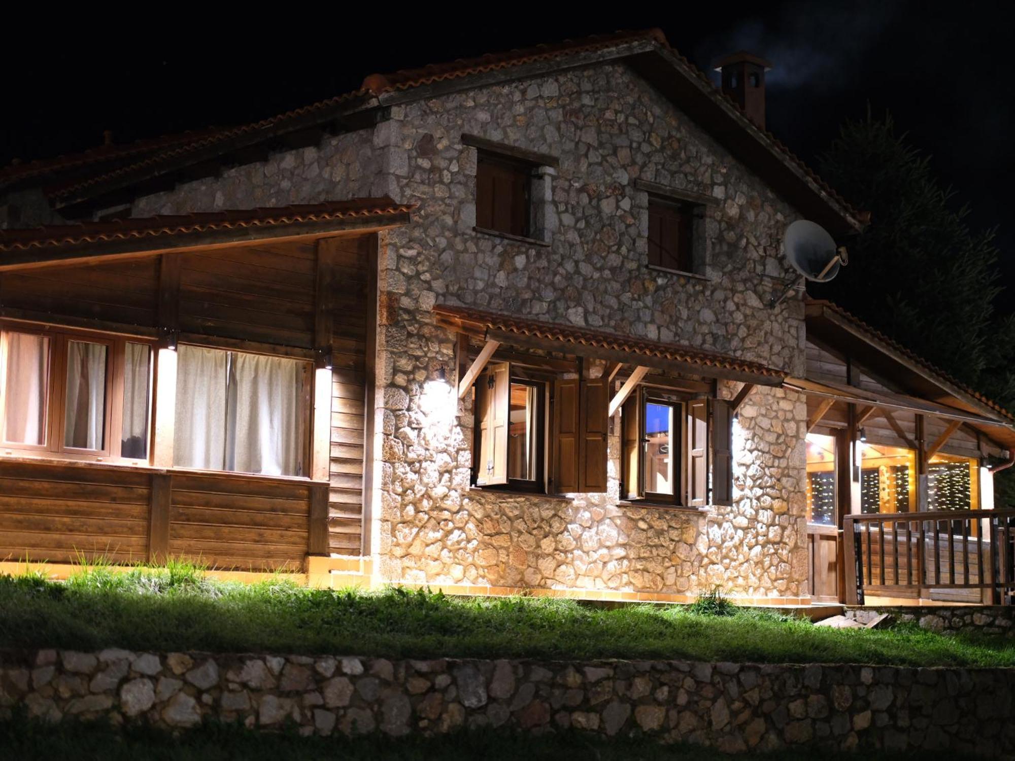 Mont Valley Boutique Chalets Arachova Exteriér fotografie